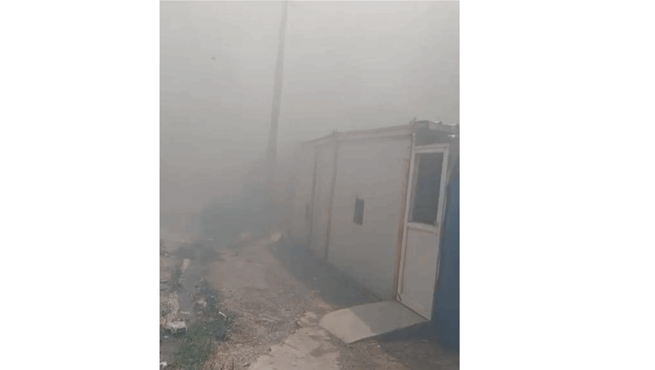 حريق كبير في أربيل يمتد إلى مخيم للنازحين (فيديو)