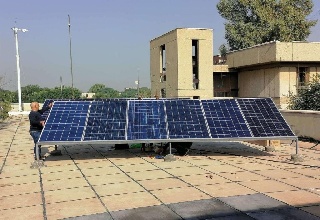 الكمارك تنفي إعفاء منظومات الطاقة الشمسية من الرسوم والضرائب بنسبة 100%