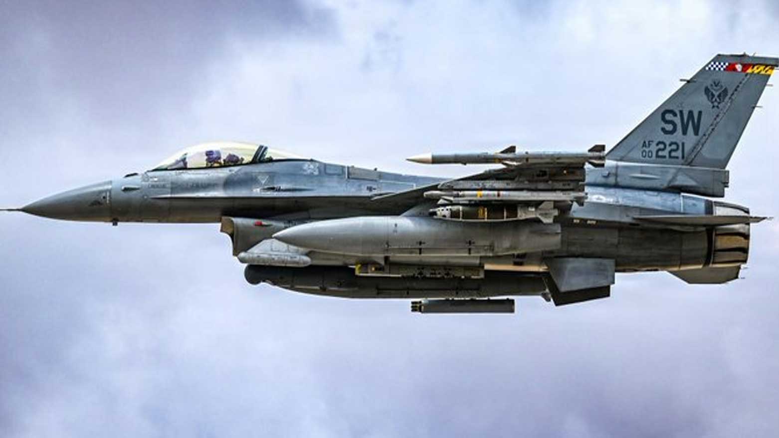 سنتکوم: مقاتلات "F-16" تواصل دورياتها الجوية في الشرق الأوسط