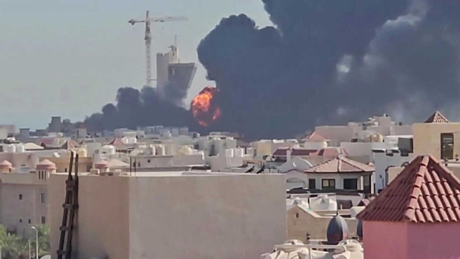 الكويت تعلن مقتل شخص في ضربة إيرانية أصابت مبنى شركة صينية