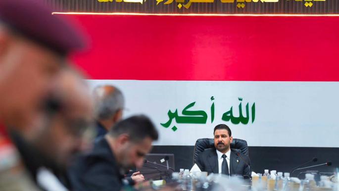 ضغوط على الزيدي لتجميد "حصر السلاح" بعد الضربات على العراق