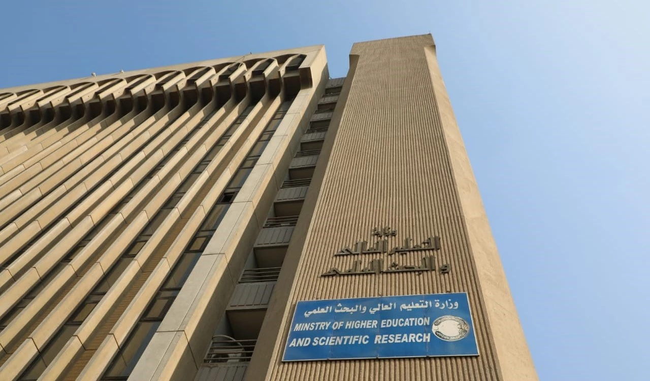 التعليم تعتمد آلية التدوير بين الجامعات لإشغال المقاعد الشاغرة في الدراسات العليا