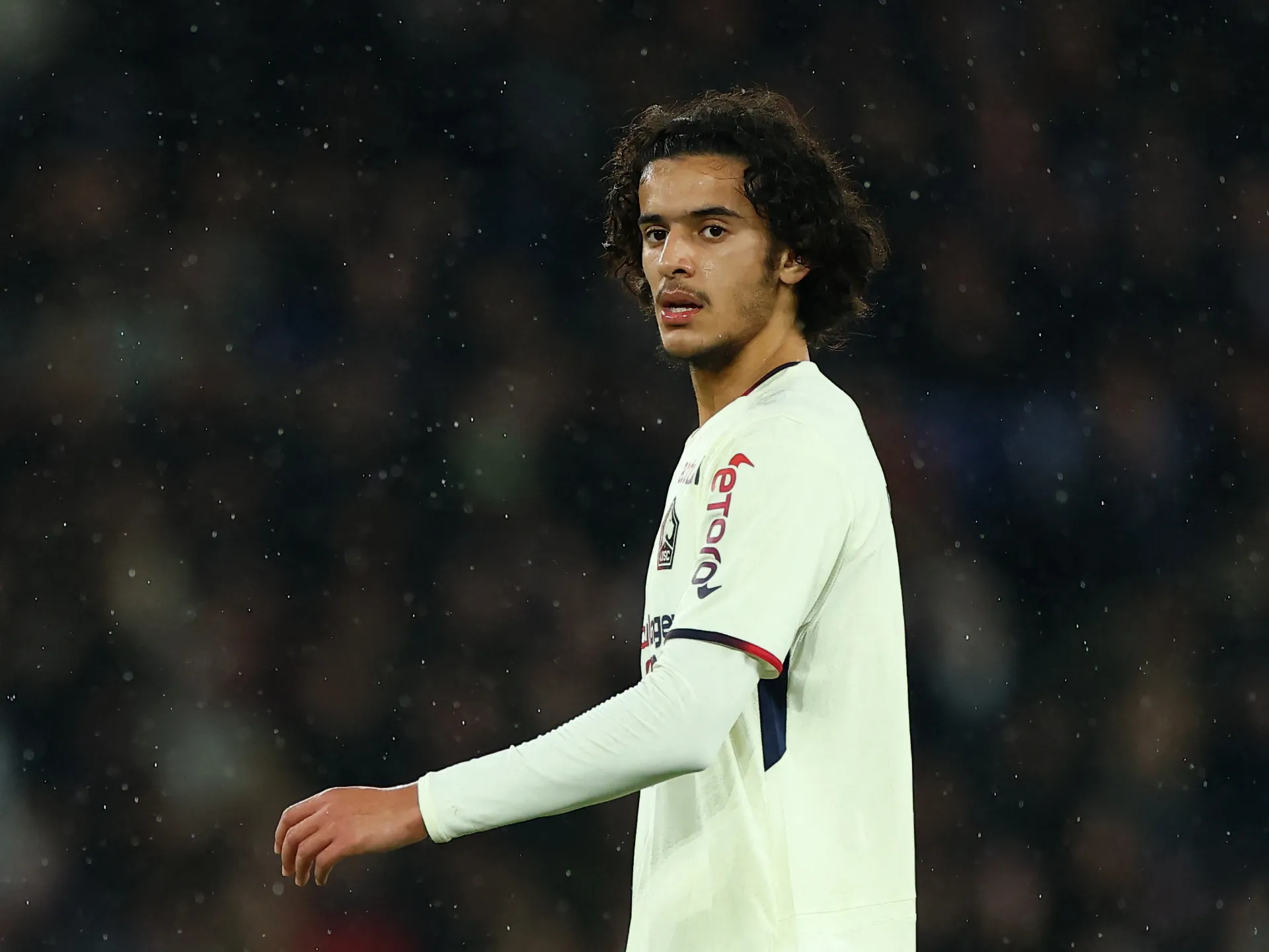 مقابل 100 مليون يورو .. المغربي بوعدي يقترب من مانشستر سيتي