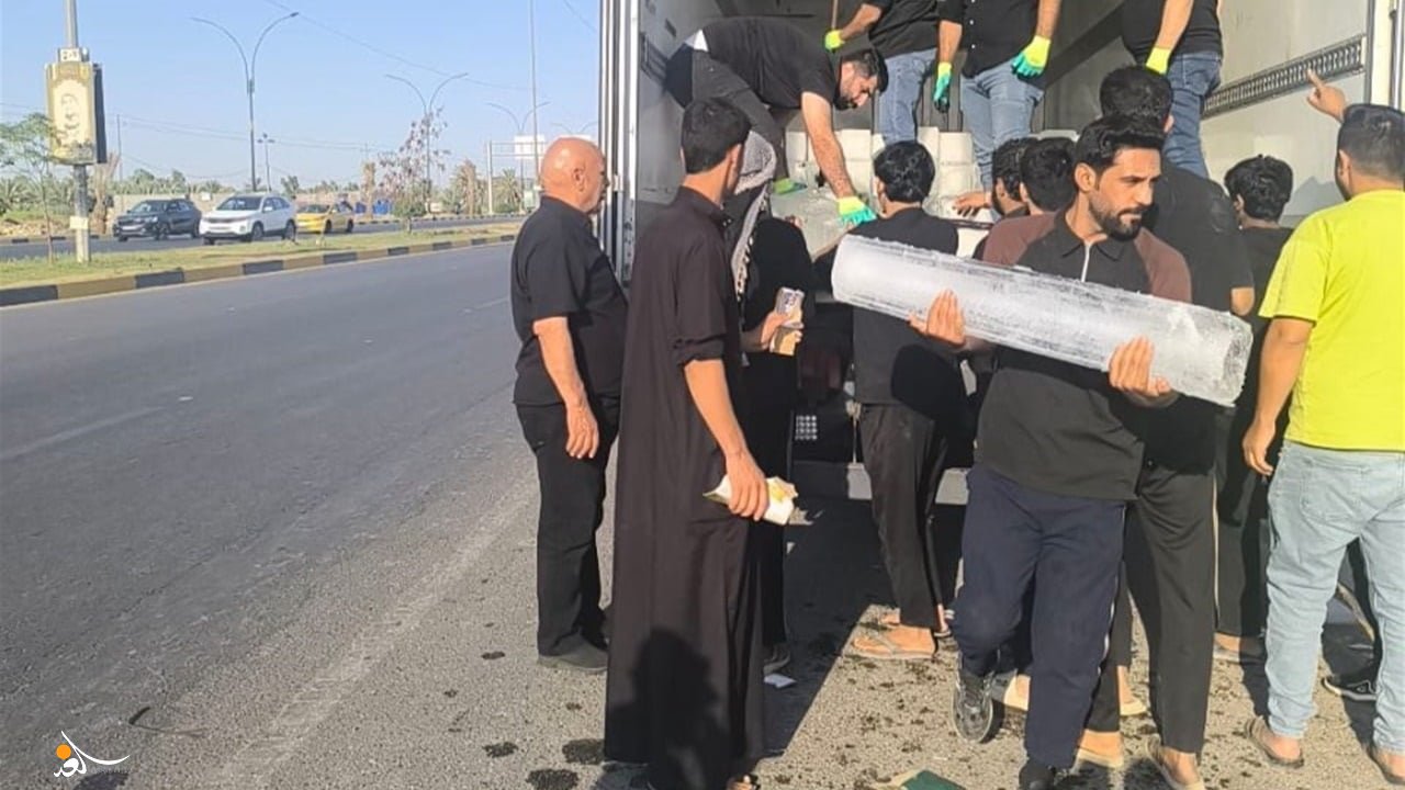 النقل: توزيع مليون و250 ألف قدح ماء و10 آلاف قالب ثلج للمواكب