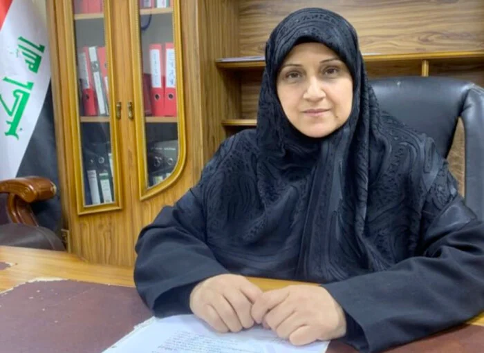 لماذا الموظفون بدون رواتب الى الان ..؟؟