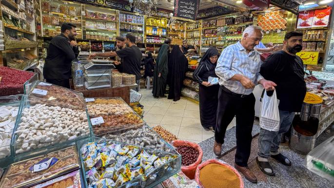 إيران: ارتفاع التضخم السنوي في يوليو إلى 66%