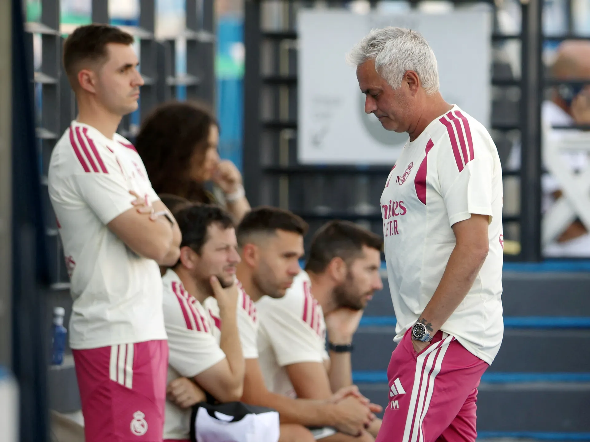 ضربة مبكرة لمورينيو.. إصابة تربك ريال مدريد قبل انطلاق الليغا