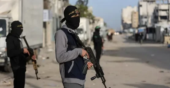 "حماس" توافق على نزع السلاح مقابل انسحاب إسرائيل