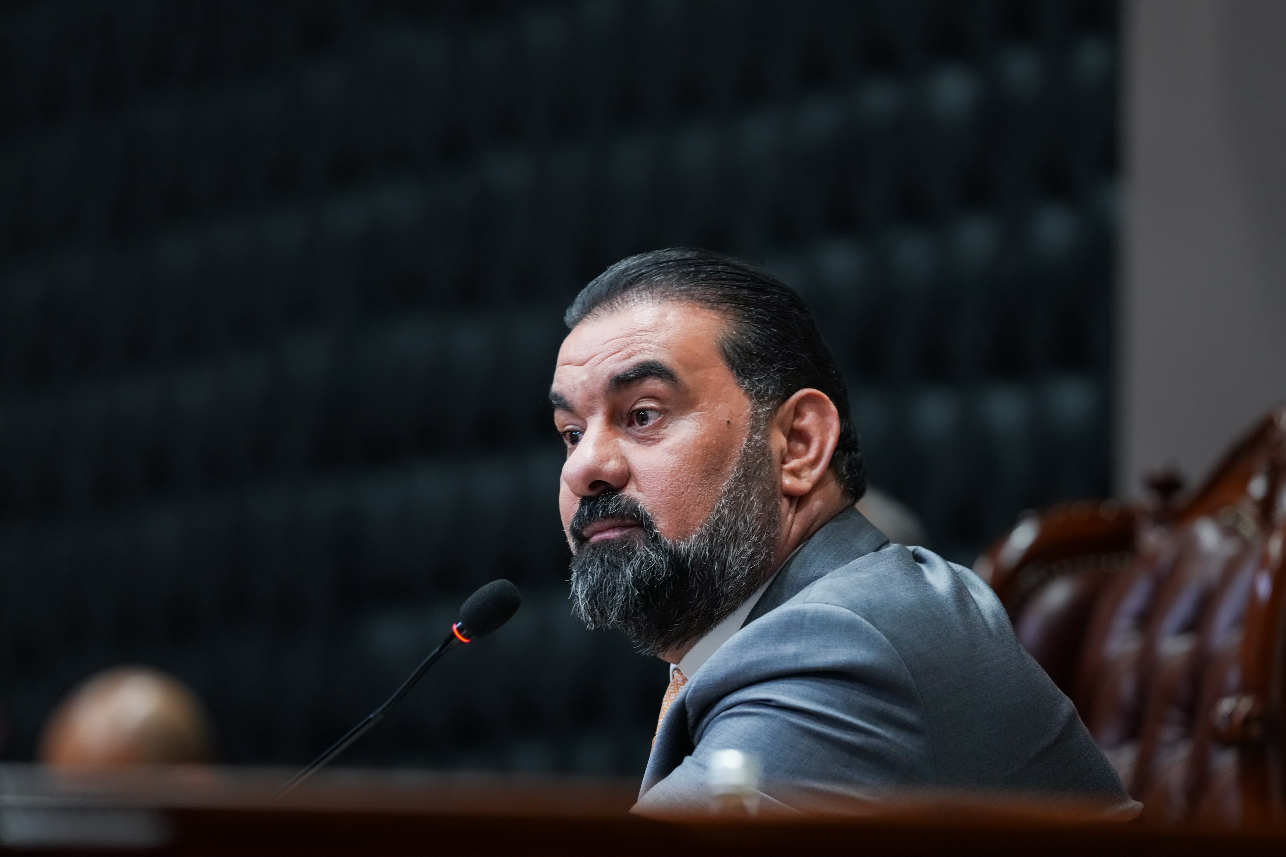 رئيس البرلمان: استهداف مقار القوات الأمنية يمثِّل انتهاكاً مرفوضاً لسيادة العراق وتجاوزاً على مؤسسات الدولة