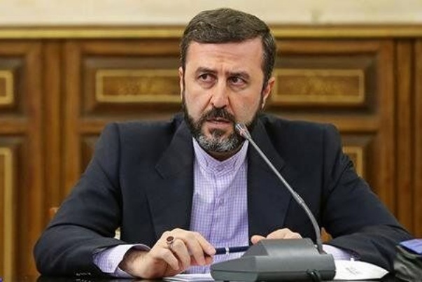 مسؤول إيراني: لم نطلب التفاوض مع أمريكا وسنستهدف أي سفينة حربية أوروبية تقترب لمضيق هرمز